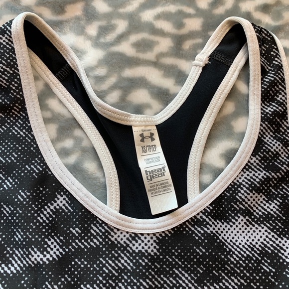 Under Armour UA HeatGear Mid Impact Sports Bra XS - Picture 5 of 12